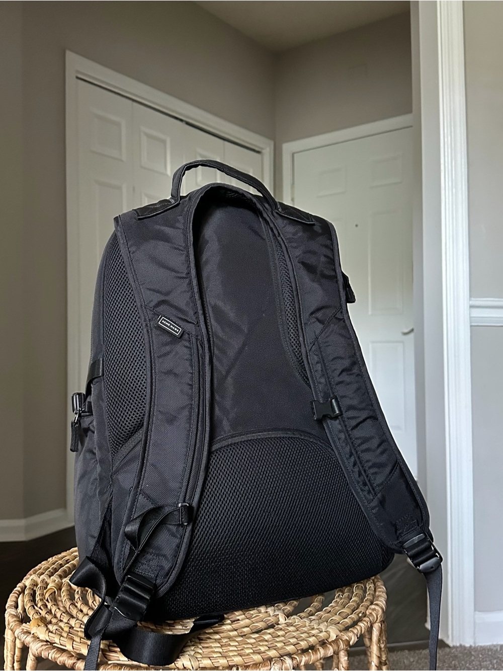 Acme Made Union Street Traveler Commuter Backpack Laptop Bag in Black EXCELLENT! - Picture 3 of 15